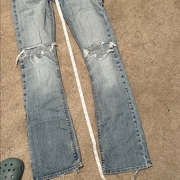 Hollister Women's Distressed Blue Jeans - Picture 6 of 7